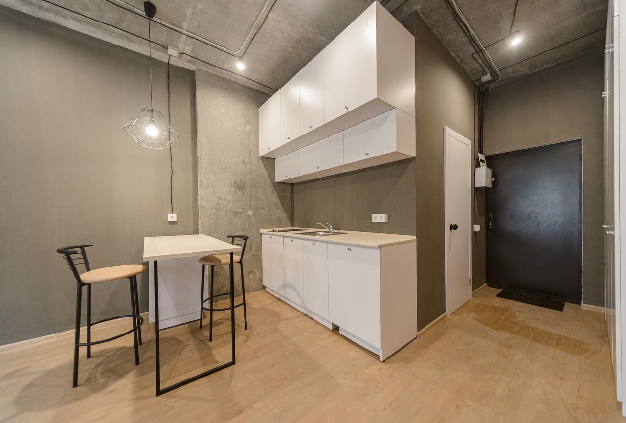 Modern Small Apartment in Kyiv, Genesis CTB